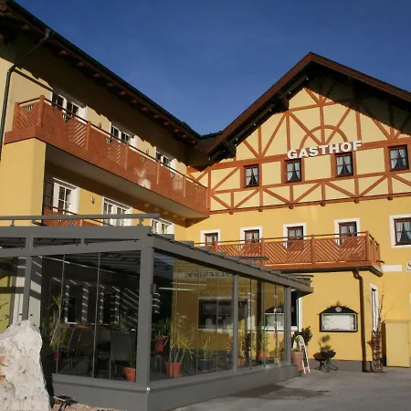 Schweizerhaus Szálloda 3*