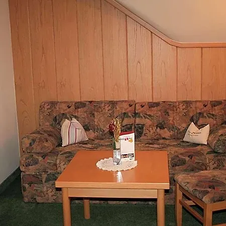 Szálloda Schweizerhaus 3*