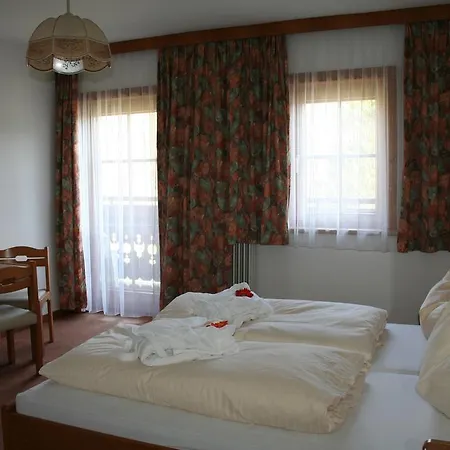 Szálloda Schweizerhaus Stuhlfelden