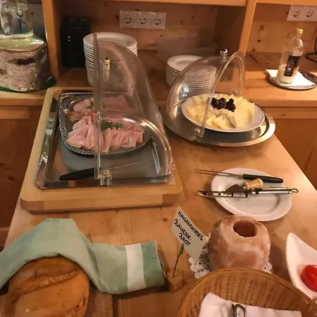 Schweizerhaus 호텔 스투흘펠덴